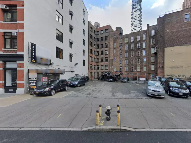 Parking at Park-it Management - 74-82 Hudson St. Lot - Second Medium