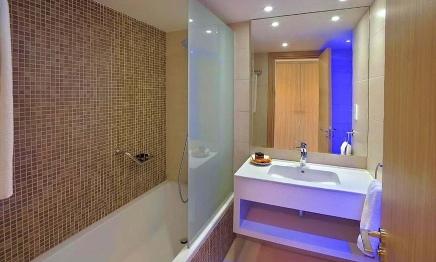 Image 20: ✈ ZYPERN | Ayia Napa - Nelia Beach Hotel 3*, 3 Nächte - Außenpool