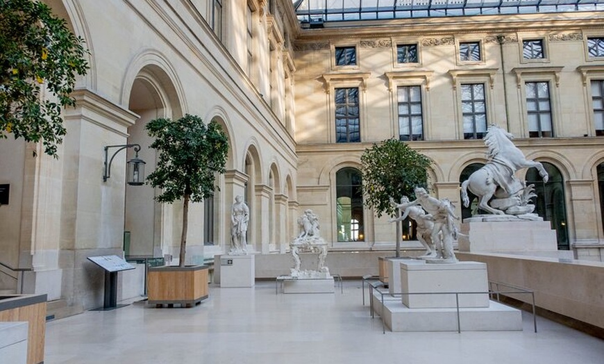 Image 8: Visite du Louvre Notre-Dame avec accès réservé