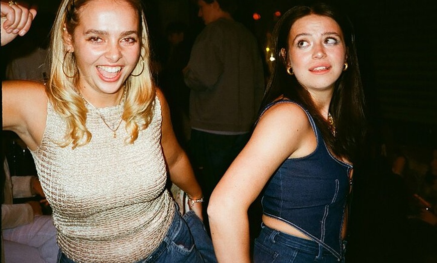 Image 6: Berliner Clubkultur - 3 ikonische Clubs in einer Nacht