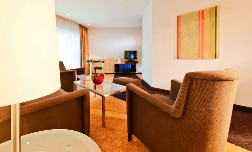 Image 52: ✈ DEUTSCHLAND | Köln - Dorint Hotel An der Messe Köln 4*, 2 Nächte ...