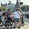 Image 5: Montjuic Barcelona: Tour panorámico en bicicleta eléctrica Vistas y...
