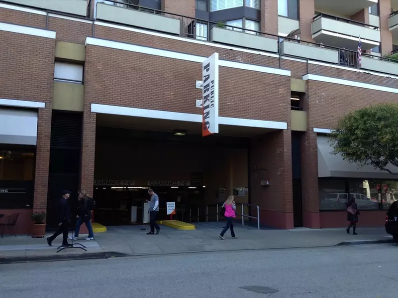 Parking at 101 Lombard Garage