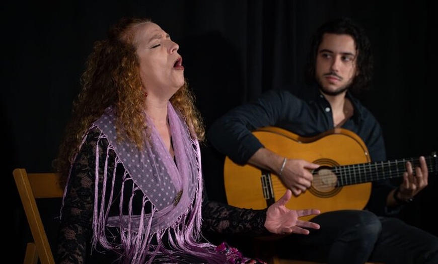 Image 6: Tablao Sevilla Flamenco Solo para 20 Personas