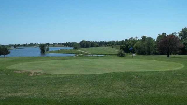Online Booking - Round of Golf at Lake View Golf Club - 9 Holes
