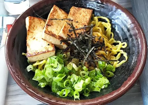 5% Cash Back at Tiger + Lily