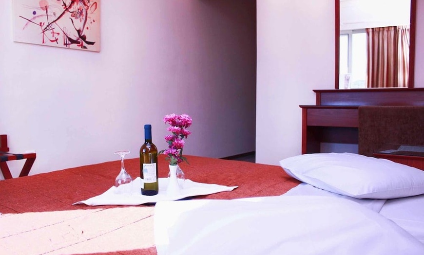 Image 6: ✈ ATENY I OKOLICE | Ateny - Apollo Hotel Athens 3*