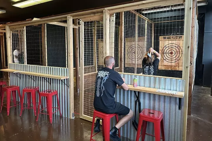Axe Academy Standard Axe Throwing Experience - Primary Image