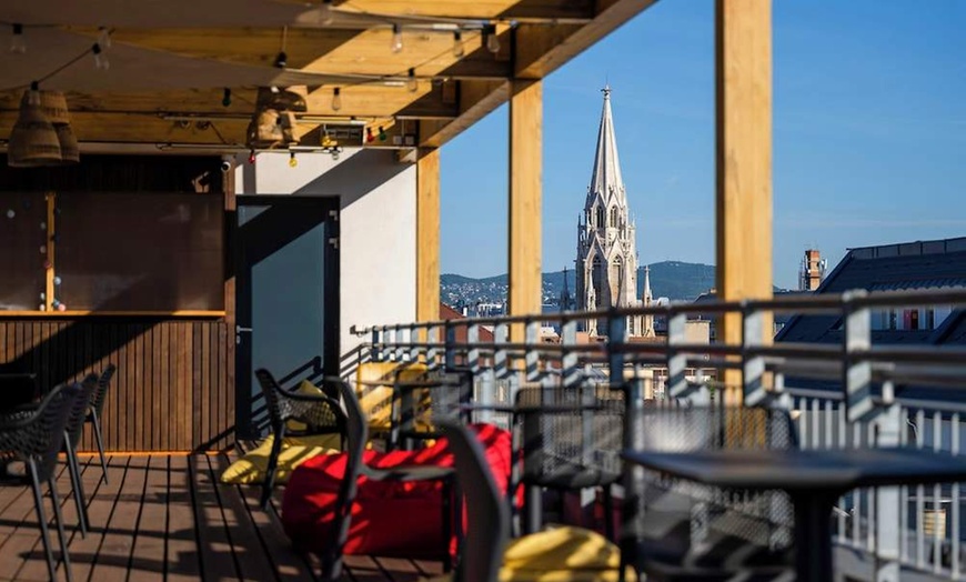 Image 9: ✈ HONGARIJE | Boedapest - Dean's Home Budapest 3*, 2 nachten - Stad...