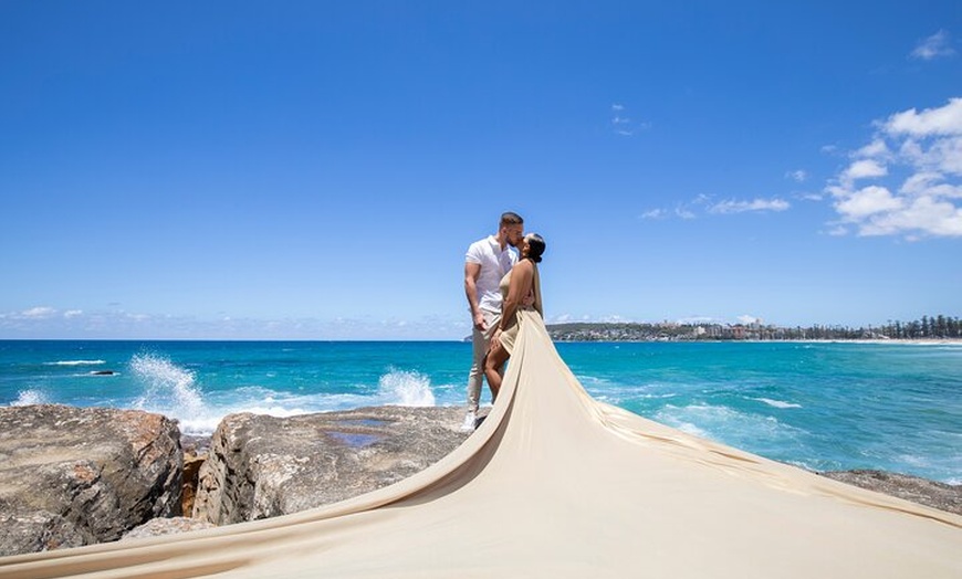 Image 5: Sydney Private Flying Dress Photoshoot