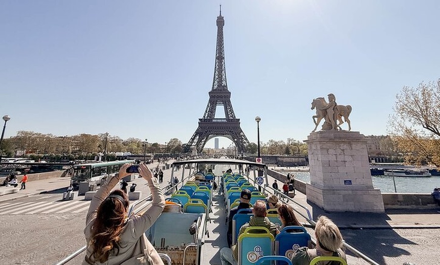 Image 37: Entrée du château Versailles Royal Passport avec Premium Add On