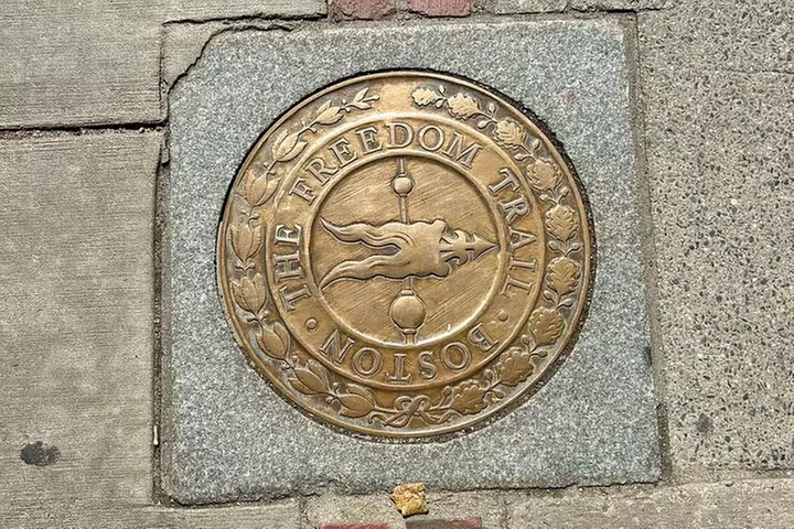 A Taste of the Freedom Trail: Boston's Iconic Food & History Tour