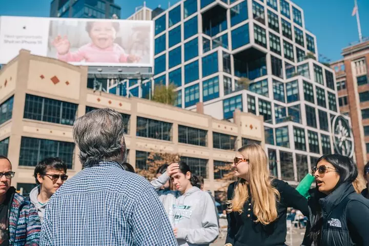 Foods of NY Tours Chelsea Market Food Tour & High Line Park
