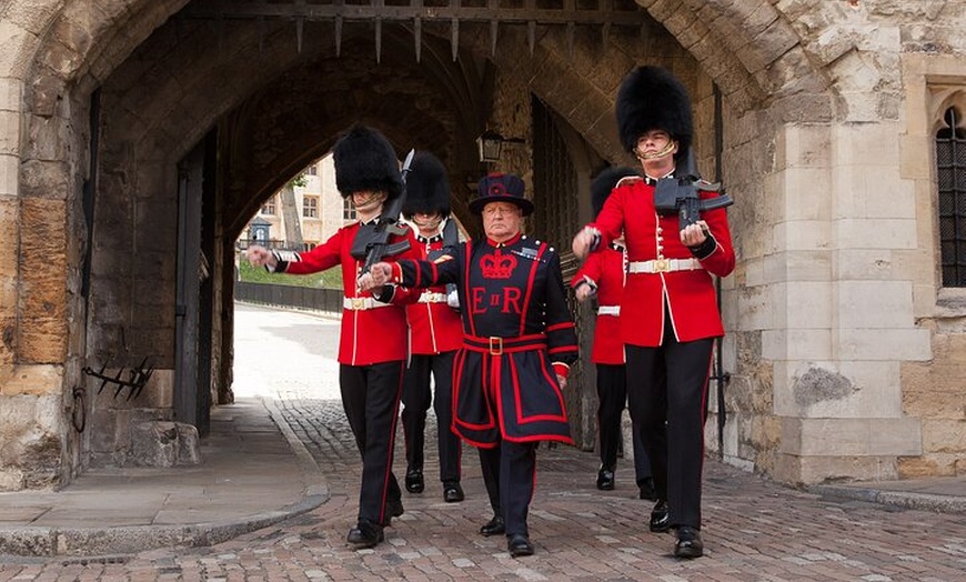 Image 7: Exclusive Beefeater Meet & Greet at the Tower of London