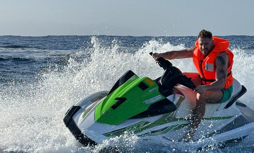 Image 1: Paseo en moto acuática Turbo para 1 persona en Tenerife Sur con rec...