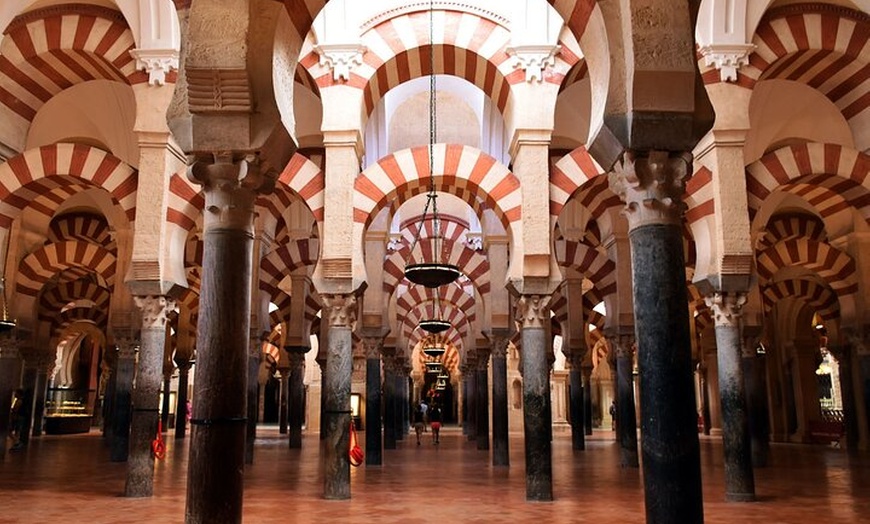 Image 2: Visita guiada a la Mezquita de Córdoba en detalle