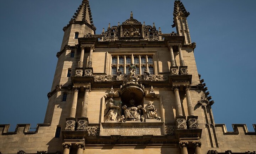 Image 5: Private | Oxford University Walking Tour by Alumni™ & New College