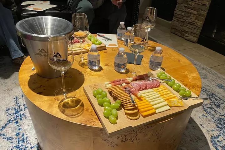 Wine Tasting Tour from Las Vegas with Snacks