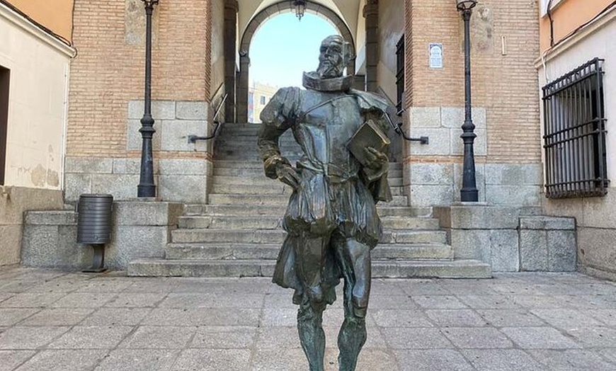 Image 5: Toledo Essential