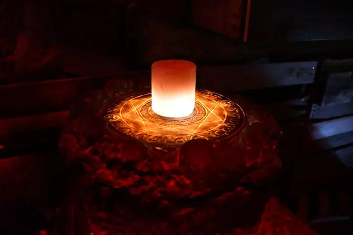 The Forbidden Tomb Escape Game