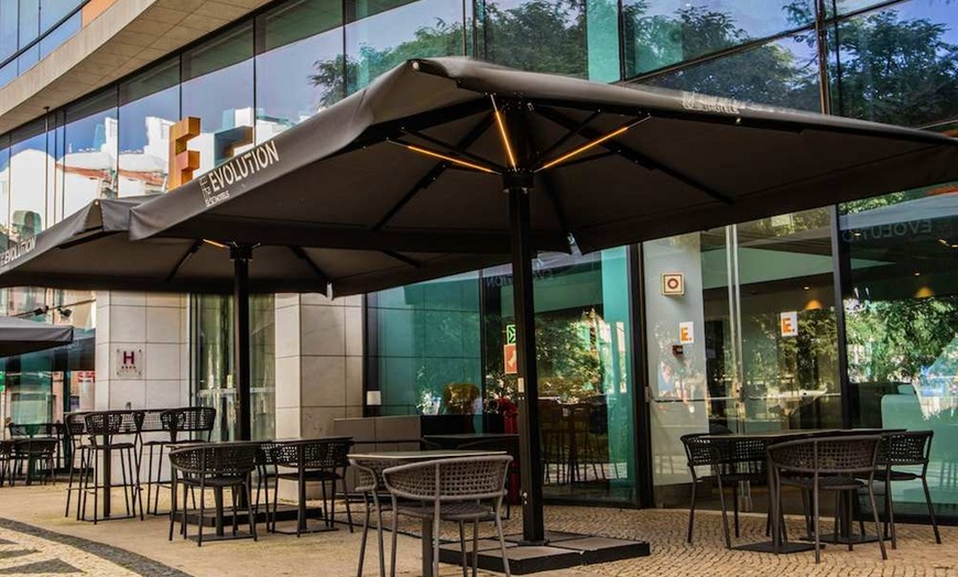 Image 16: ✈ PORTUGALIA | Lizbona - Evolution Lisboa Hotel 4* - City break