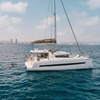 Image 5: Catamarán de lujo para experiencias privadas en Barcelona
