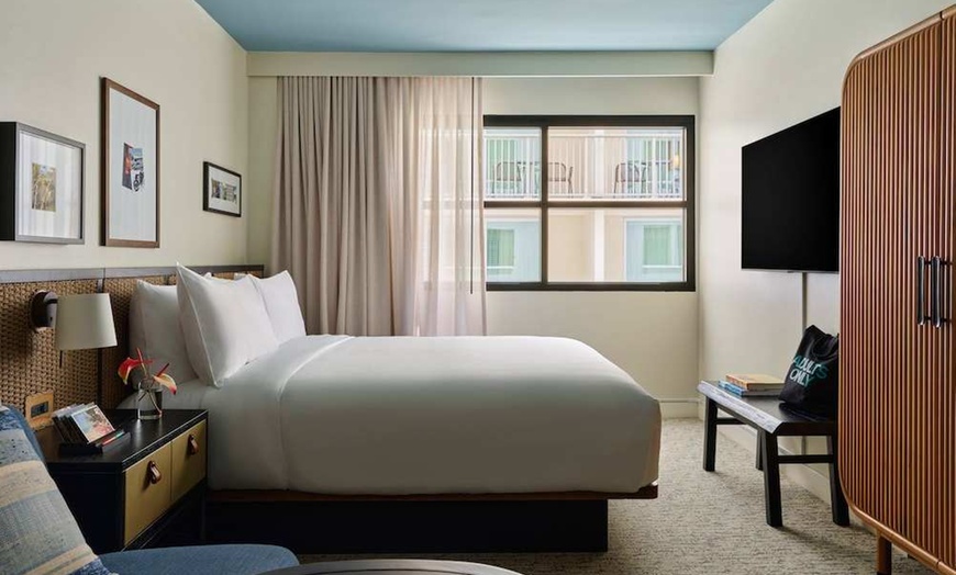 Image 5: ✈ HAWAII | Honolulu - Romer House Waikiki - Adults Only 4* - Solo a...