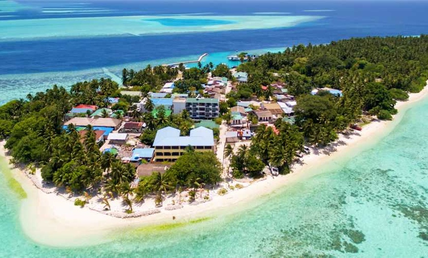Image 1: ✈ MALDIVES | Vaavu Atoll - Plumeria Maldives 4* - Plage privée