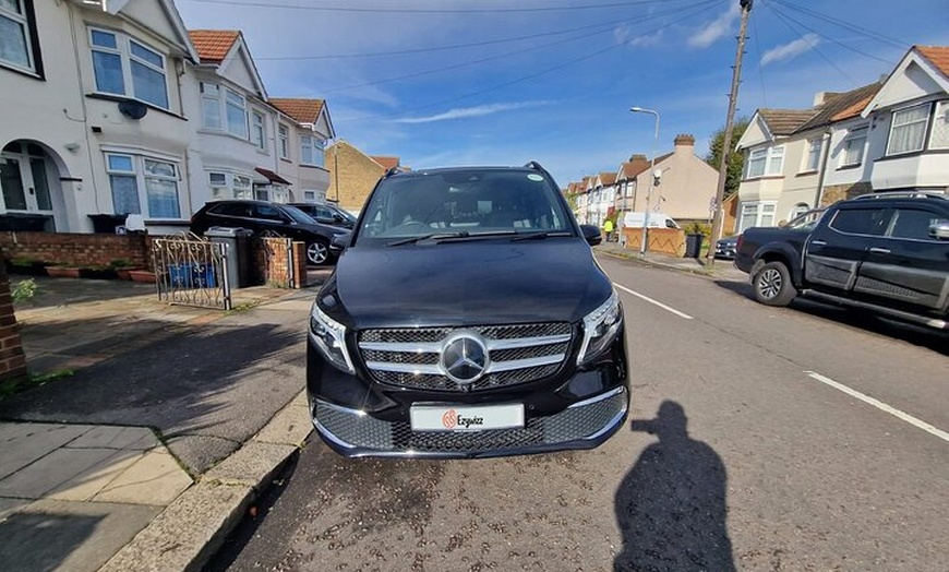 Image 5: Private Transfer from London to Southampton Cruise Port