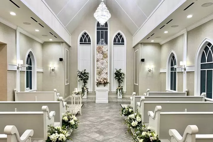 Bliss Chapel Elvis Weddings & Vow Renewal