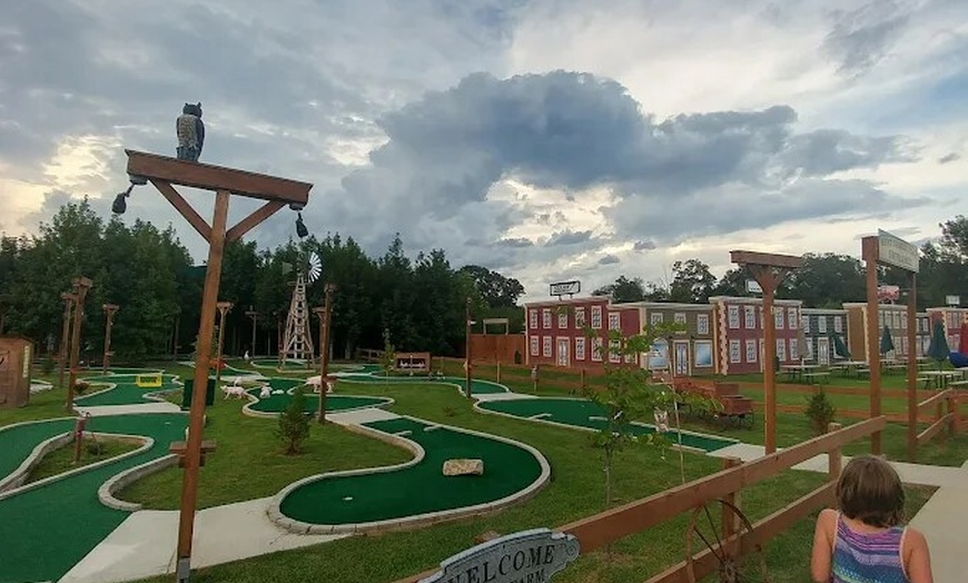 Image 4: $16 For A Round Of Mini Golf For 4 People (Reg $32)