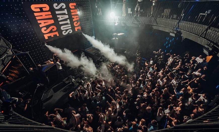 Image 9: Ibiza : 3 x discoteca y piscina Party Pass