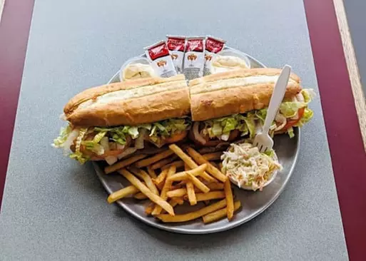 5% Cash Back at Raya's Pizzeria