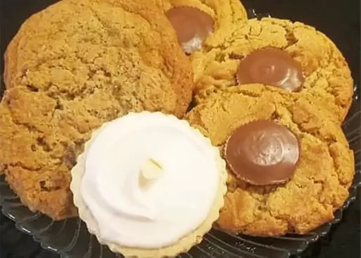 5% Cash Back at Cravings White Bear Lake