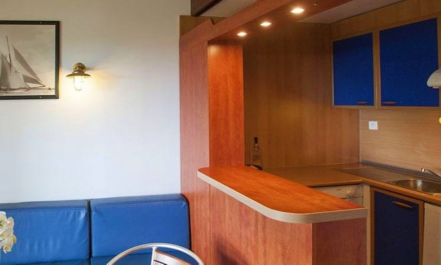 Image 3: ✈ CORSE | Porto Vecchio - Residence Castell'Verde 3* - Ambiance Méd...