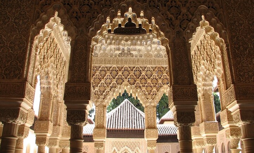 Image 12: Lo mejor de Andalucía : Sevilla & Granada desde Madrid – 3 Noches