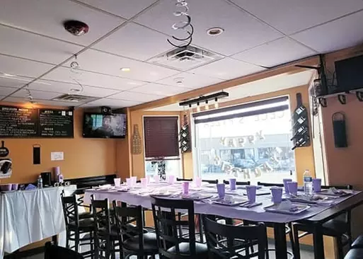 5% Cash Back at CeCe's Pizza