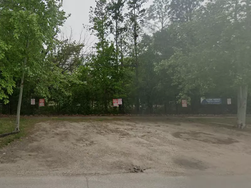 Parking at 1050 W. 19th St. Lot