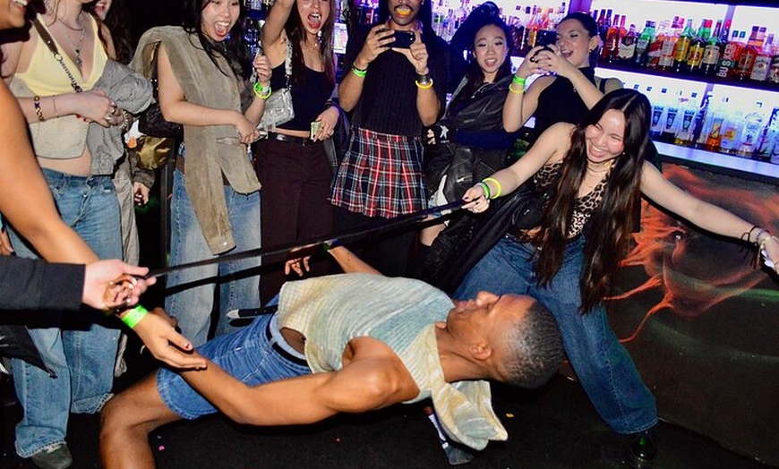 Image 7: PUBCRAWL Ruta de Bares y Fiesta por Madrid