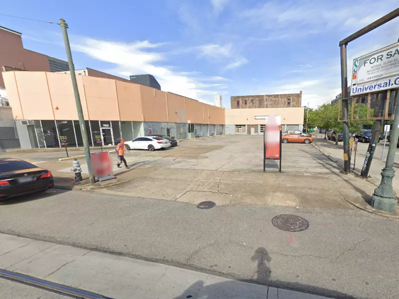 Parking at 750 Carondelet St. Lot