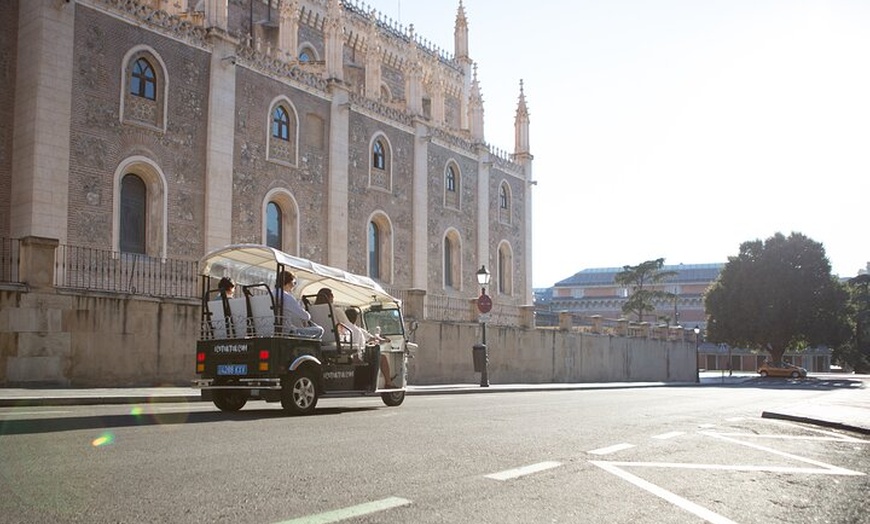 Image 6: Tour Experto Plus por Madrid en Eco Tuk Tuk Privado