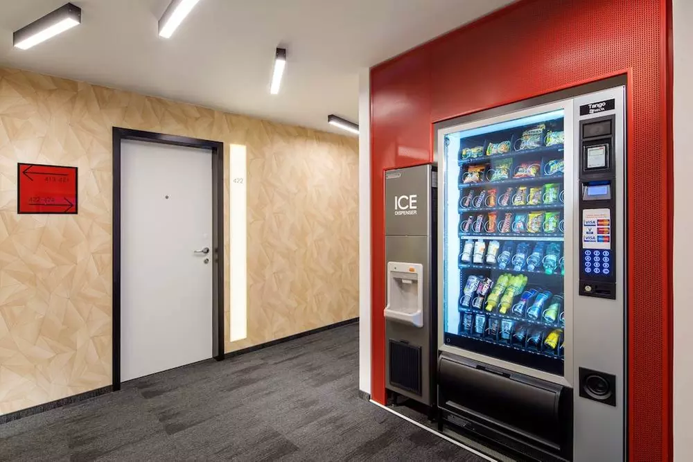 ✈ REPUBLIKA CZESKA | Praga - Comfort Hotel Prague City East 3*, 2 n...