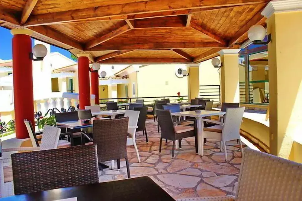 ✈ KORFU | Kavos - Mediterranean Blue Resort 3*, 4 Nächte - Direkt am Meer - Image 6