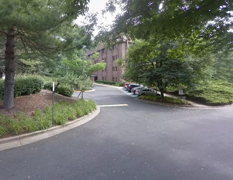 Parking at Northern VA Doctors Medical Center - Valet