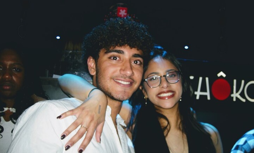 Image 23: OG Barcelona Night Adventure — 3 bares, 3 chupitos y entrada VIP al...