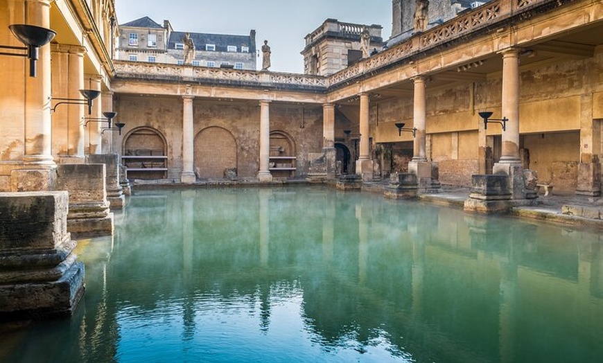 Image 3: Stonehenge and Bath Tour from Oxford