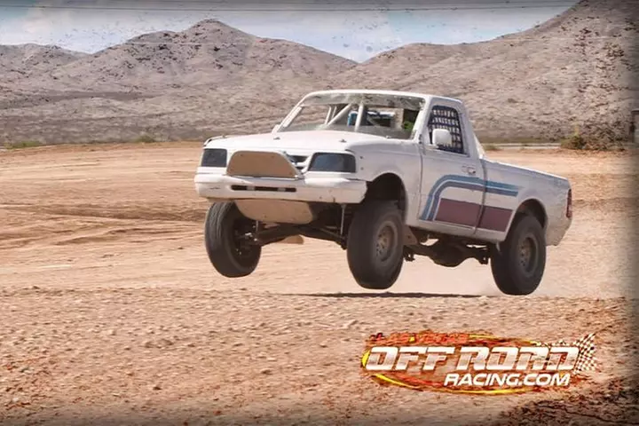 Off Road Racing: 7 Laps