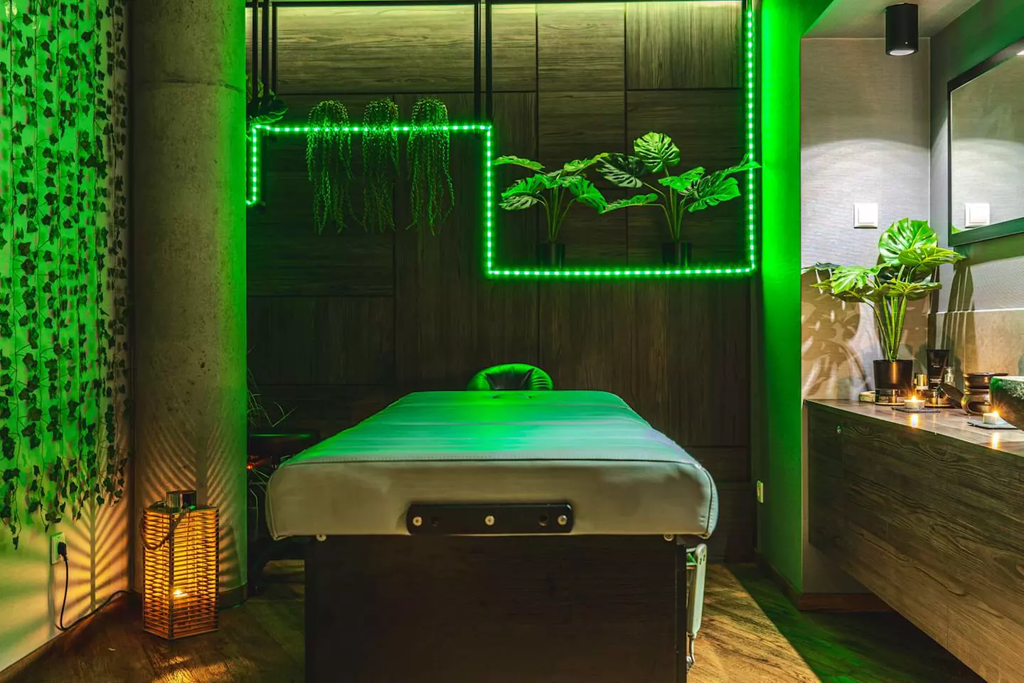 ✈ POLEN | Krakau - Aparthotel Lwowska 1 4*, 2 nachten - Spa