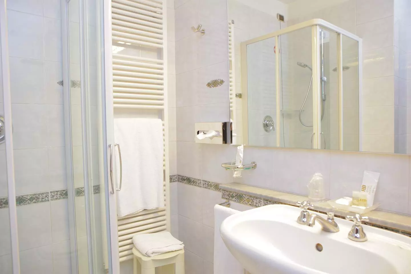 ✈ ITALIË | Milaan - Hotel Bristol Milano 4*, 2 nachten - Stadscentrum