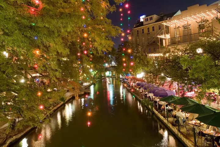San Antonio Night Highlights & Tower of the Americas Dinner Included - Primary Image